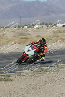 media/Sep-20-2025-Race Pace (Sat) [[d4e1b33f4d]]/Non Verified/Turn 4 Inside (8am)/